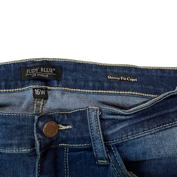 Judy Blue Size 16W Skinny Fit Capri Jeans Women’s Stretch Denim - Picture 3 of 10